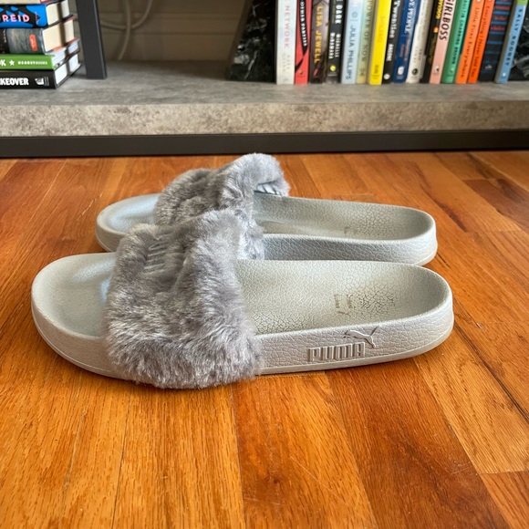 Fenty X Puma Leadcat Fur Slides - Picture 5 of 6